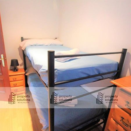 La Carihuela - Apartamento De 3 Dormitorios -A 300Mtrs De La Playa Torremolinos Dış mekan fotoğraf