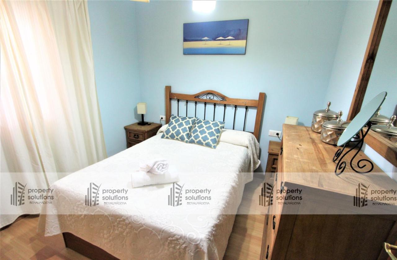 La Carihuela - Apartamento De 3 Dormitorios -A 300Mtrs De La Playa Torremolinos Dış mekan fotoğraf